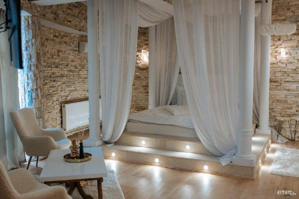 Castle Transylvania Alba Iulia Extérieur photo